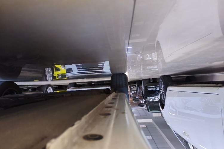 Used Nissan Lannia 2020 1.6L CVT Cool Edition Right Side Sill