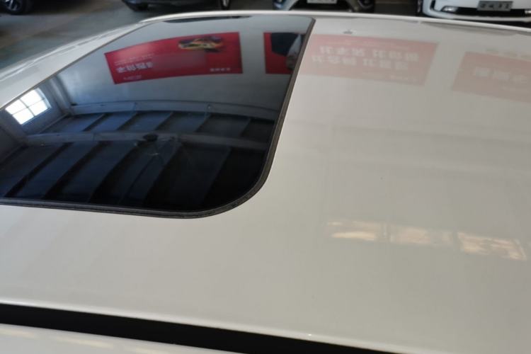 Used Nissan Lannia 2020 1.6L CVT Smart Connect Smart Cool Edition Roof