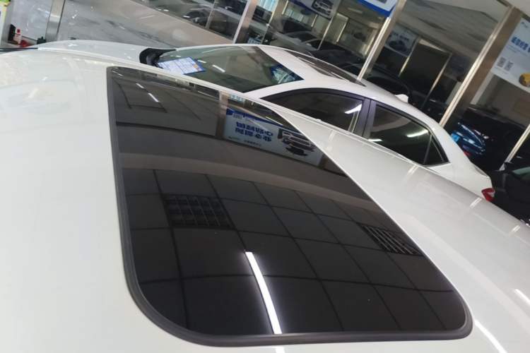 Used Nissan Lannia 2020 1.6L CVT Cool Edition Roof