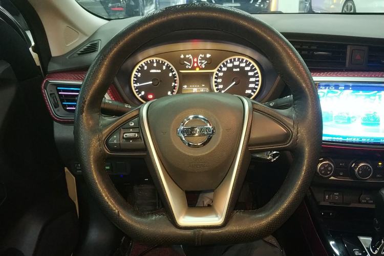 Used Nissan Lannia 2020 1.6L CVT Cool Edition Steering Wheel
