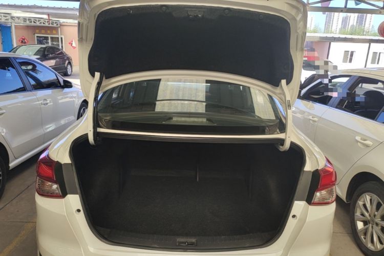Used Nissan Lannia 2020 1.6L CVT Cool Edition Trunk