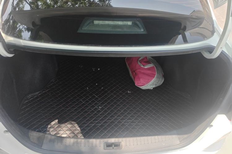 Used Nissan Lannia 2020 1.6L CVT Cool Edition Trunk