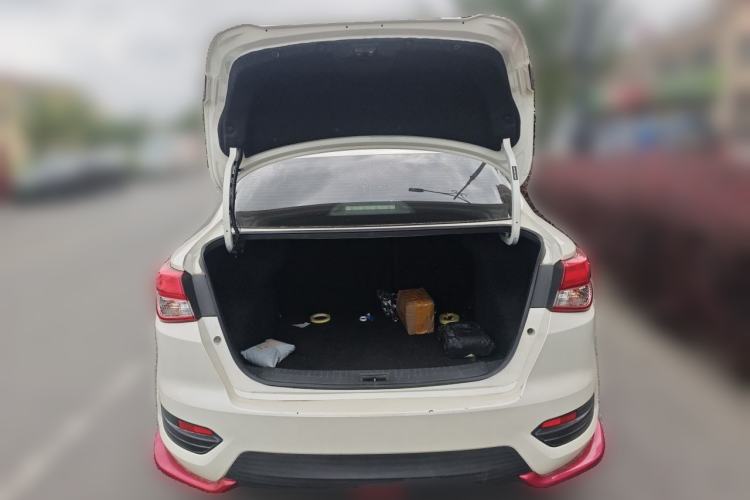 Used Nissan Lannia 2020 1.6L CVT Cool Edition Trunk