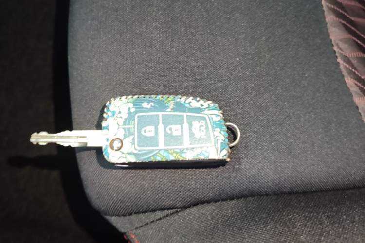 Used Nissan Lannia 2020 1.6L CVT Cool Edition Vehicle Key