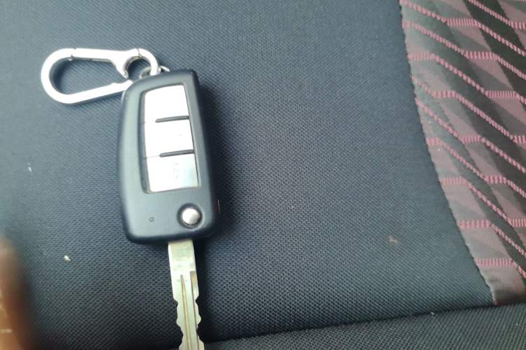 Used Nissan Lannia 2020 1.6L CVT Cool Edition Vehicle Key