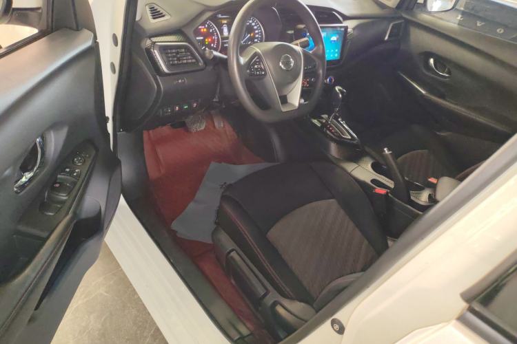 Used Nissan Lannia 2021 1.6L CVT Smart Connect Smart Cool Edition Driver Seat