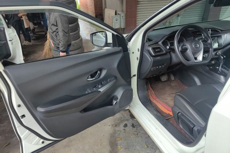Used Nissan Lannia 2021 1.6L CVT Cool Edition Driver Seat