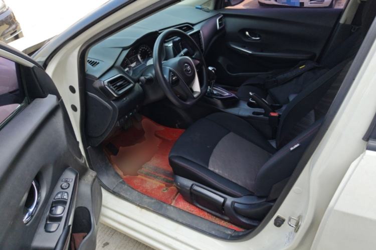 Used Nissan Lannia 2021 1.6L CVT Cool Edition Driver Seat