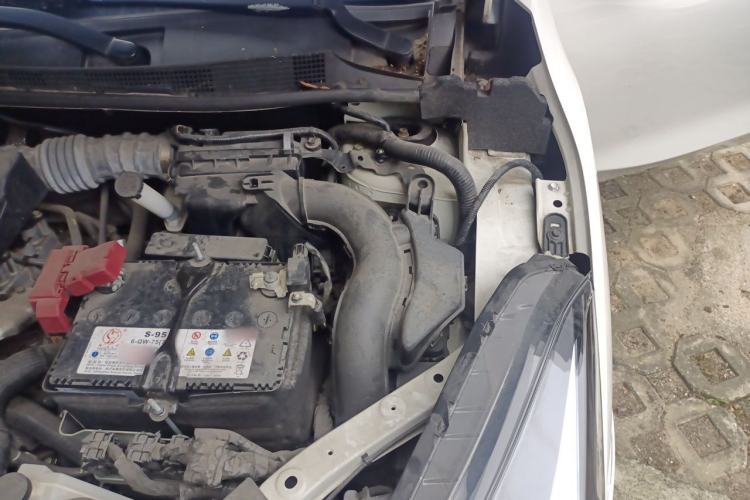 Used Nissan Lannia 2021 1.6L CVT Smart Connect Smart Cool Edition Engine Bay Left