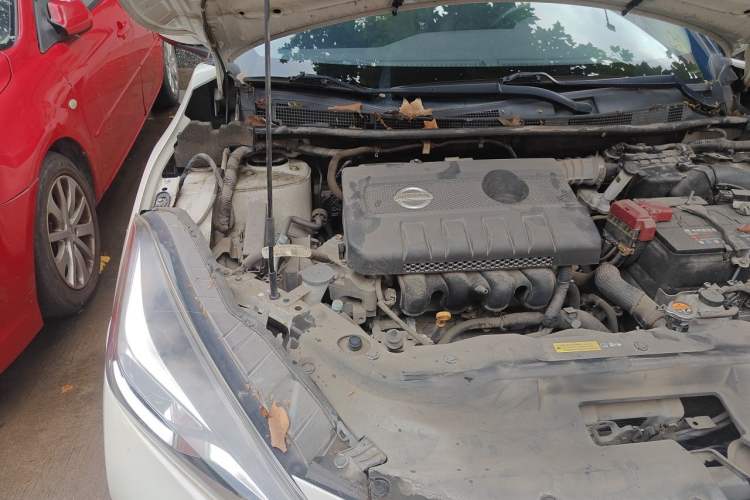 Used Nissan Lannia 2021 1.6L CVT Cool Edition Engine Bay Right