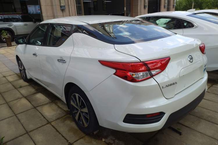 Used Nissan Lannia 2021 1.6L CVT Cool Edition Exterior 2