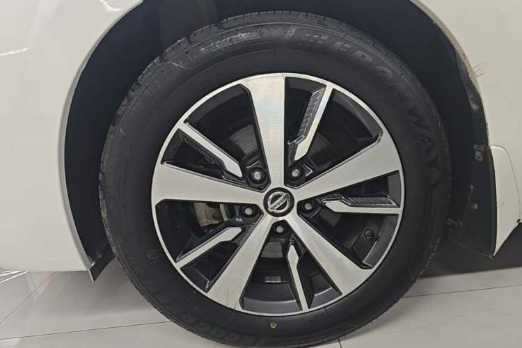 Used Nissan Lannia 2021 1.6L CVT Cool Edition Exterior 2