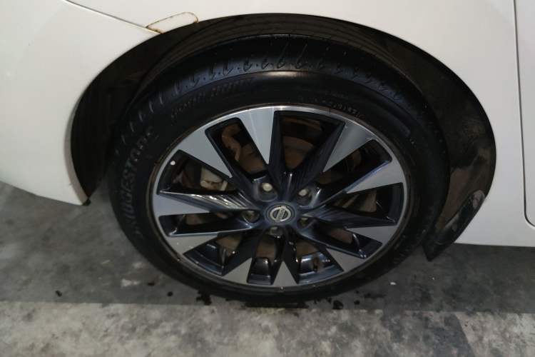 Used Nissan Lannia 2021 1.6L CVT Smart Connect Smart Cool Edition Exterior 3