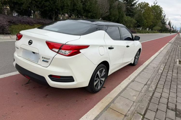 Used Nissan Lannia 2021 1.6L CVT Cool Edition Exterior 5