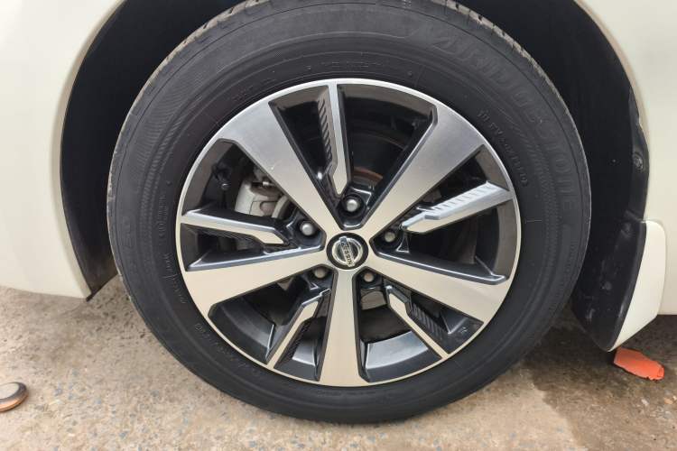 Used Nissan Lannia 2021 1.6L CVT Cool Edition Exterior 7