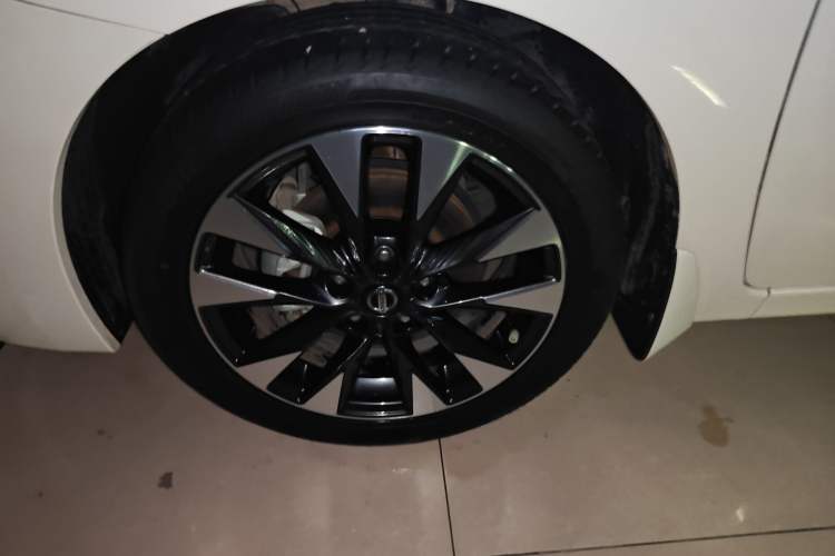 Used Nissan Lannia 2021 1.6L CVT Smart Connect Smart Cool Edition Exterior 7