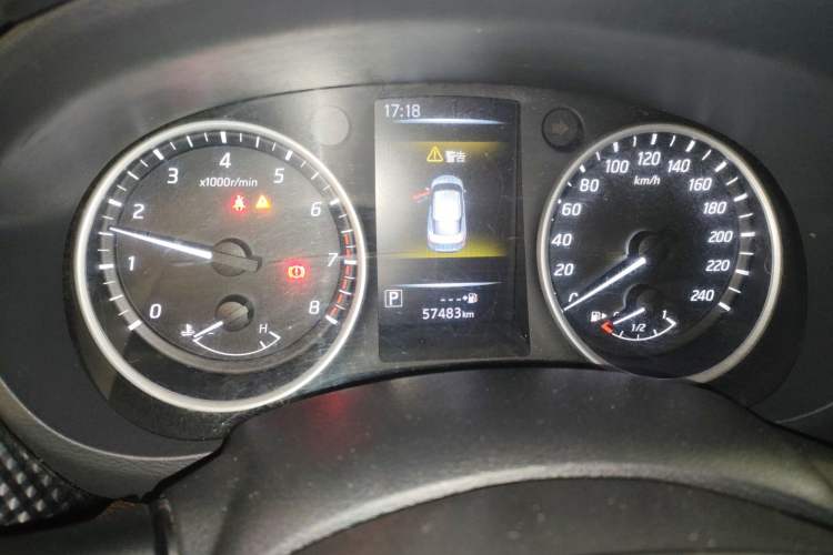 Used Nissan Lannia 2021 1.6L CVT Smart Connect Smart Cool Edition Instrument Cluster