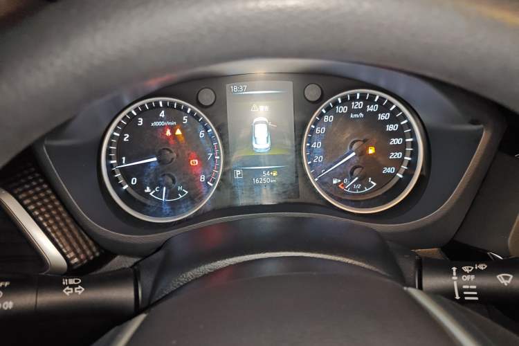 Used Nissan Lannia 2021 1.6L CVT Smart Connect Smart Cool Edition Instrument Cluster