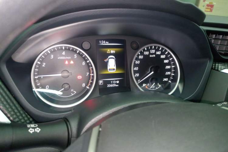 Used Nissan Lannia 2021 1.6L CVT Smart Connect Smart Cool Edition Instrument Cluster