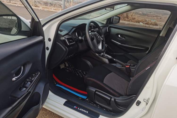 Used Nissan Lannia 2021 1.6L CVT Cool Edition Interior 1