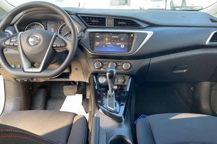 Used Nissan Lannia 2021 1.6L CVT Smart Connect Smart Cool Edition Interior 1
