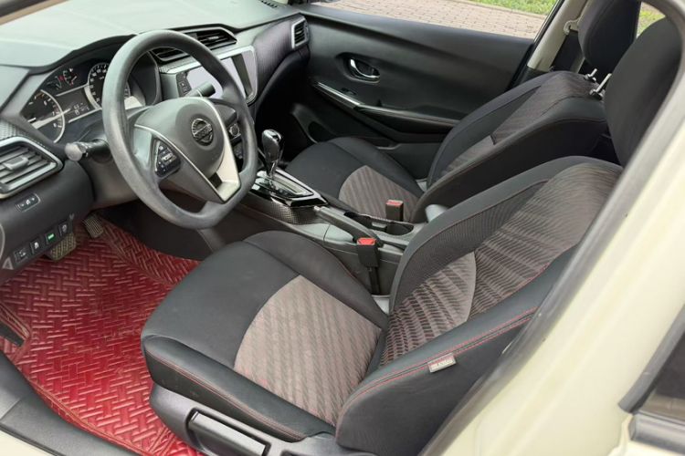 Used Nissan Lannia 2021 1.6L CVT Cool Edition Interior 2