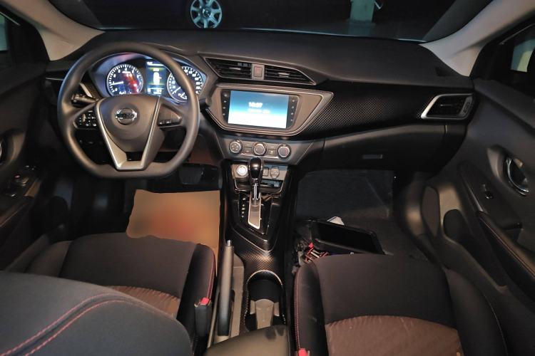 Used Nissan Lannia 2021 1.6L CVT Smart Connect Smart Cool Edition Interior 2
