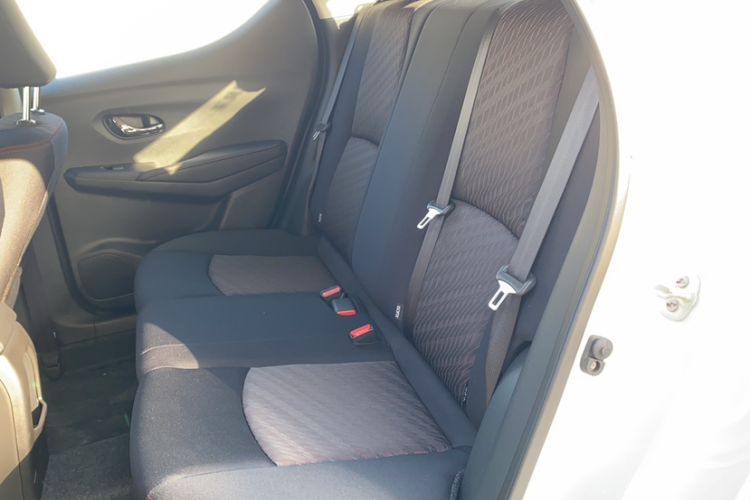 Used Nissan Lannia 2021 1.6L CVT Smart Connect Smart Cool Edition Interior 2