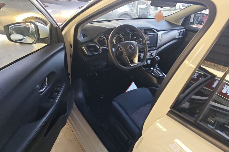 Used Nissan Lannia 2021 1.6L CVT Cool Edition Interior 3