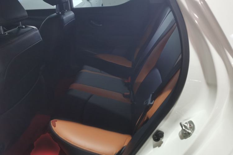 Used Nissan Lannia 2021 1.6L CVT Smart Connect Smart Cool Edition Interior 4
