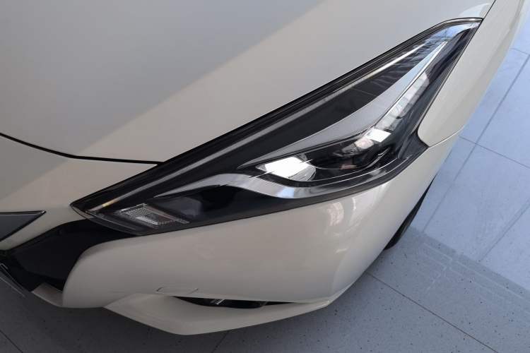 Used Nissan Lannia 2021 1.6L CVT Cool Edition Left Front Headlight