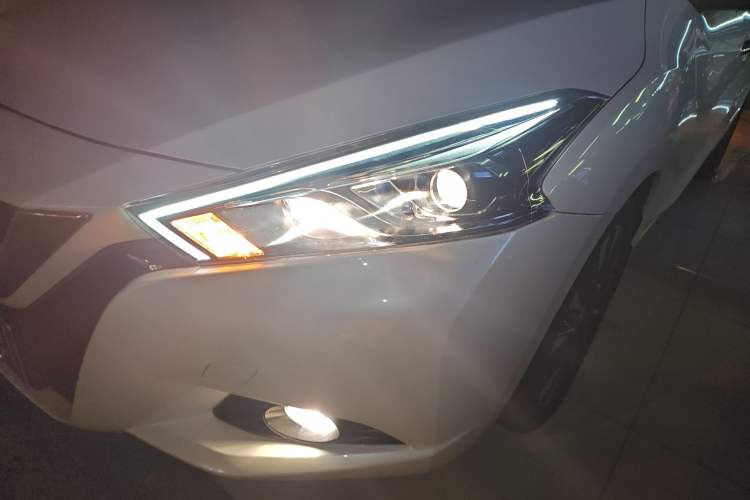 Used Nissan Lannia 2021 1.6L CVT Smart Connect Smart Cool Edition Left Front Headlight
