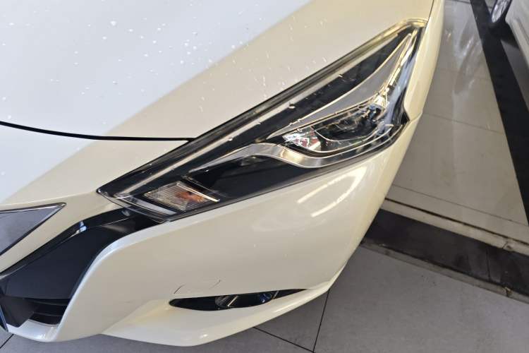 Used Nissan Lannia 2021 1.6L CVT Cool Edition Left Front Headlight