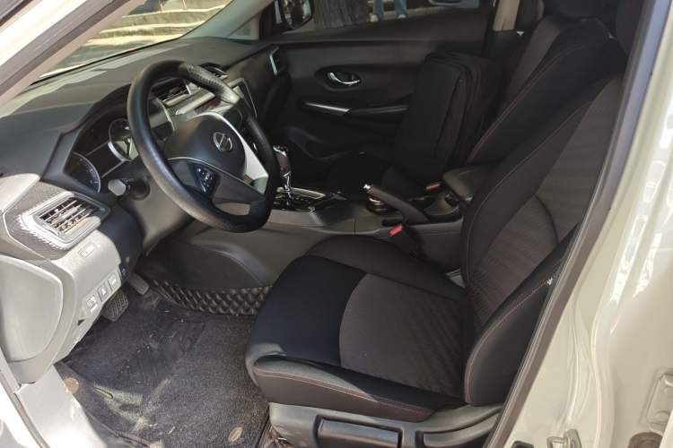 Used Nissan Lannia 2021 1.6L CVT Cool Edition Left Front Seat
