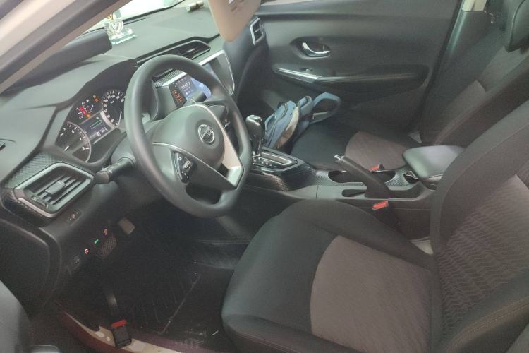 Used Nissan Lannia 2021 1.6L CVT Cool Edition Left Front Seat