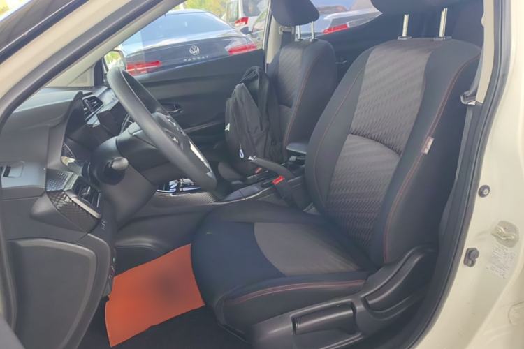 Used Nissan Lannia 2021 1.6L CVT Cool Edition Left Front Seat