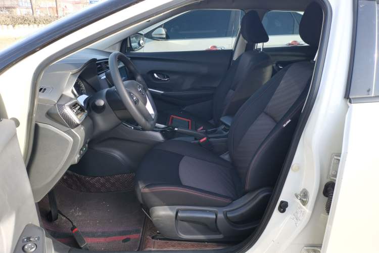 Used Nissan Lannia 2021 1.6L CVT Cool Edition Left Front Seat