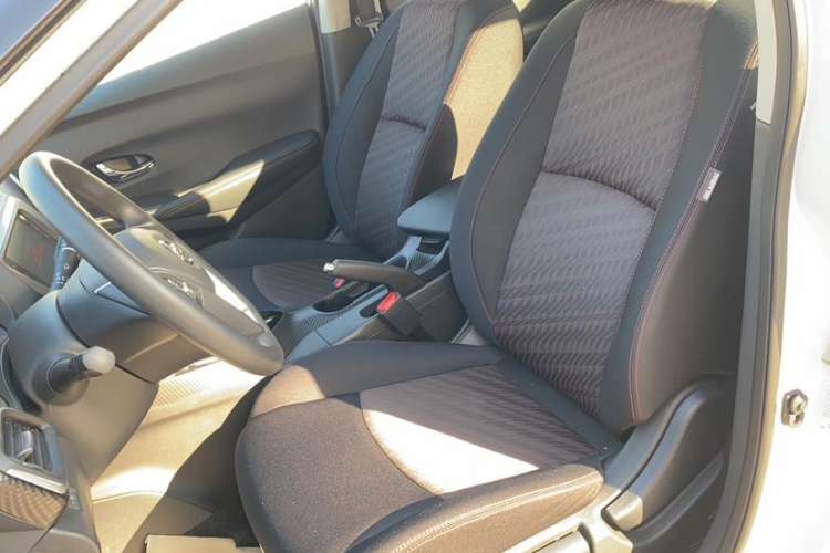 Used Nissan Lannia 2021 1.6L CVT Smart Connect Smart Cool Edition Left Front Seat