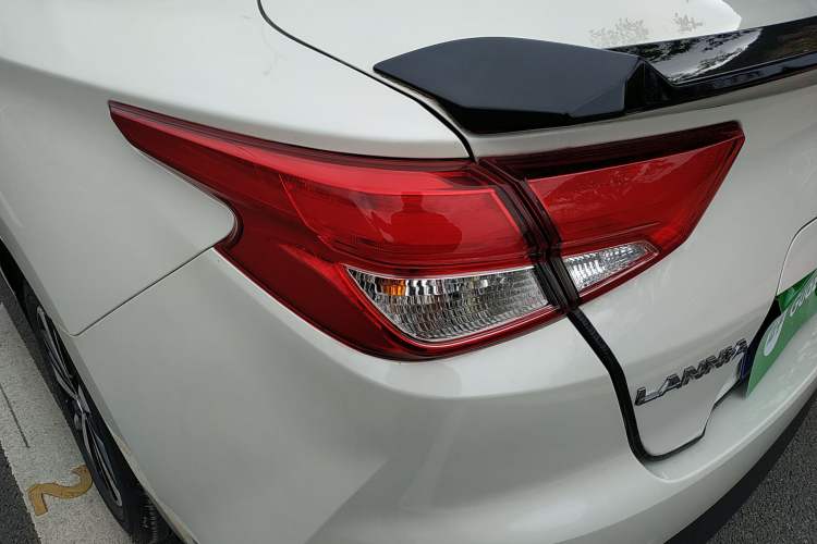 Used Nissan Lannia 2021 1.6L CVT Cool Edition Left Rear Taillight