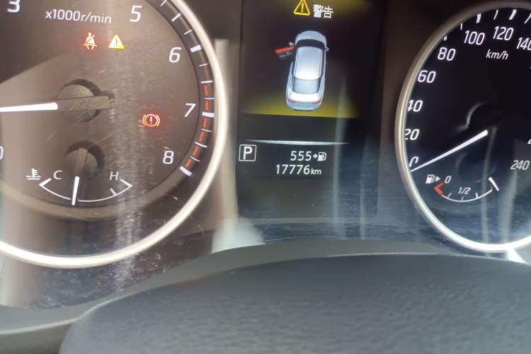 Used Nissan Lannia 2021 1.6L CVT Smart Connect Smart Cool Edition Odometer Close Up