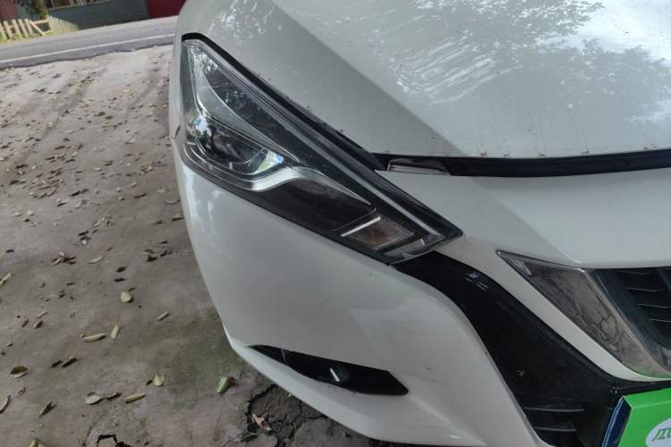 Used Nissan Lannia 2021 1.6L CVT Cool Edition Right Front Headlight