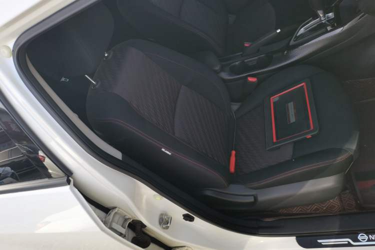 Used Nissan Lannia 2021 1.6L CVT Cool Edition Right Front Seat