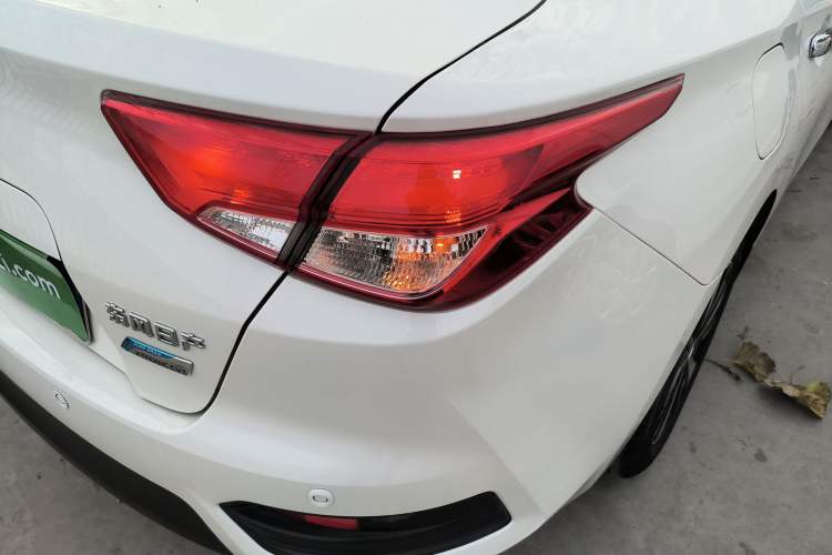 Used Nissan Lannia 2021 1.6L CVT Cool Edition Right Rear Taillight