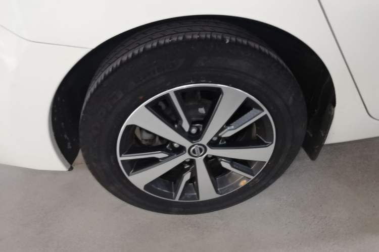 Used Nissan Lannia 2021 1.6L CVT Cool Edition Right Rear Wheel Hub