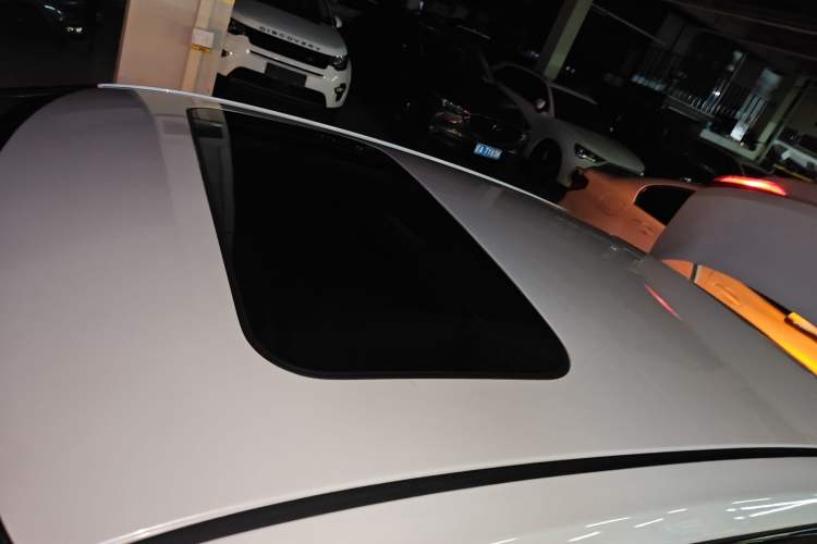 Used Nissan Lannia 2021 1.6L CVT Smart Connect Smart Cool Edition Roof