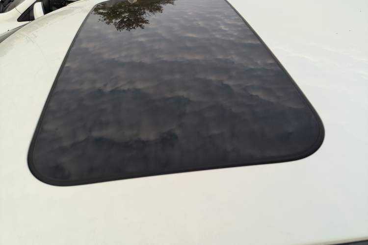 Used Nissan Lannia 2021 1.6L CVT Cool Edition Roof