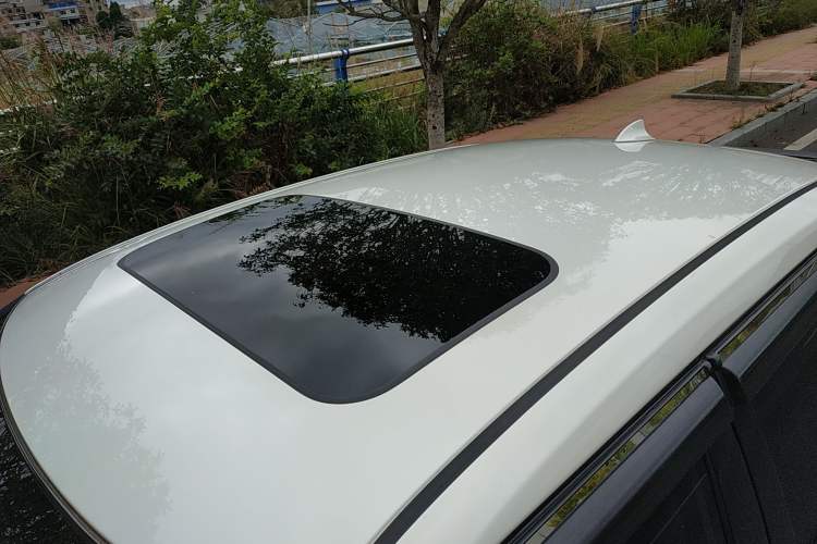 Used Nissan Lannia 2021 1.6L CVT Cool Edition Roof