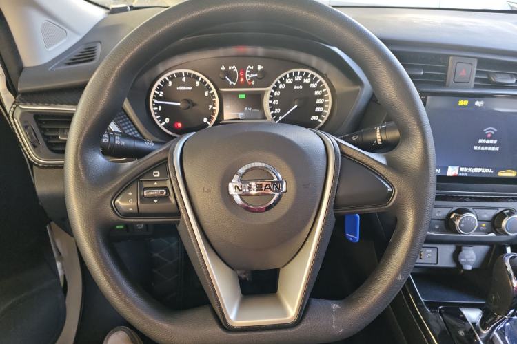 Used Nissan Lannia 2021 1.6L CVT Cool Edition Steering Wheel