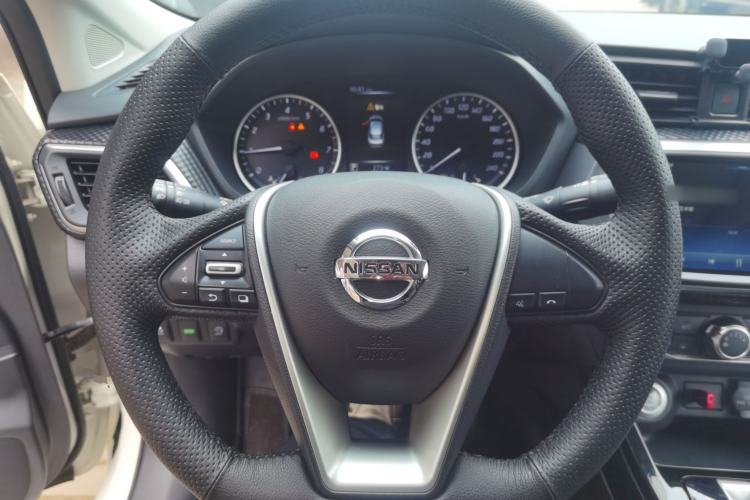 Used Nissan Lannia 2021 1.6L CVT Smart Connect Smart Cool Edition Steering Wheel