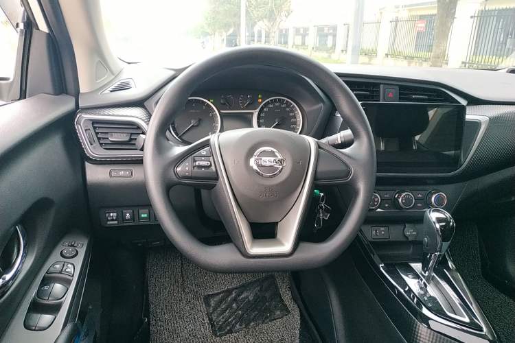 Used Nissan Lannia 2021 1.6L CVT Cool Edition Steering Wheel